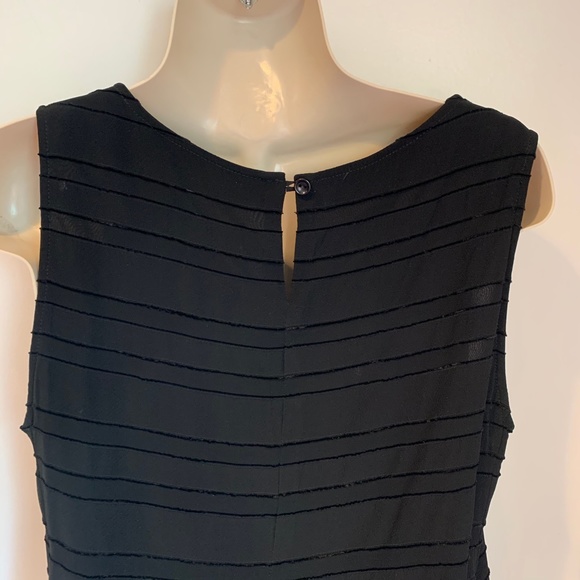 Santorelli layered tank - Picture 6 of 7